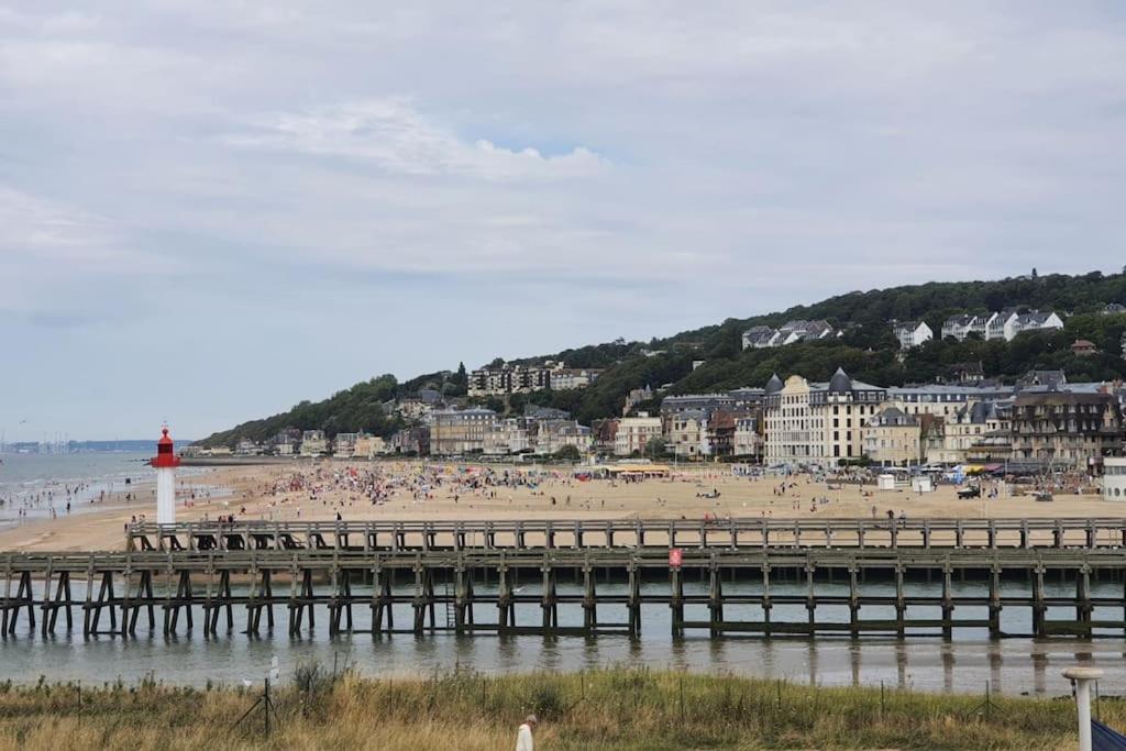 Le Cocooning-Studio Deauville Marina Avec Terrasse Vue Mer Et Plage Ngoại thất bức ảnh