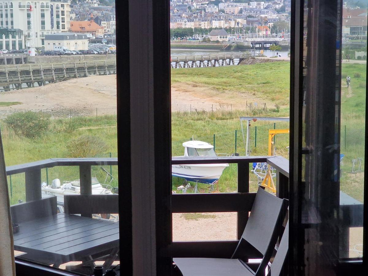 Le Cocooning-Studio Deauville Marina Avec Terrasse Vue Mer Et Plage Ngoại thất bức ảnh